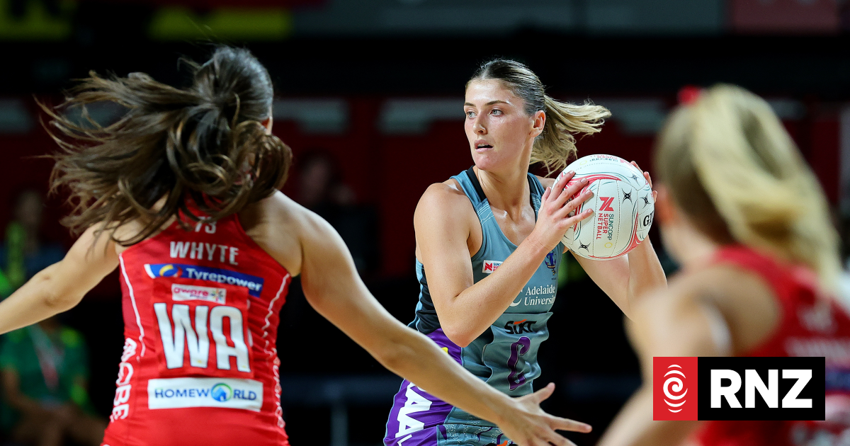 Silver Fern Kate Heffernan stars in incredible Australian Super Netball debut