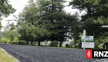 First rubber road laid in New Zealand is made from recycled tyres