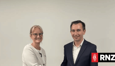 Health Minister to meet with blood cancer specialists who say NZ lagging behind with treatments