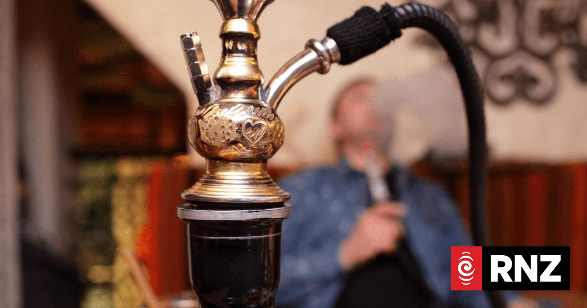 Auckland restaurant questioned over serving more shisha than food