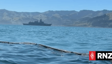 NZ Navy's HNZS Te Kaha leaks hundreds of litres of oil into Akaroa Harbour