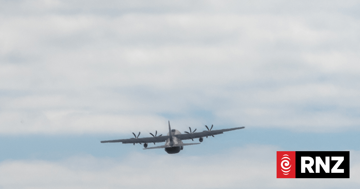 Defence Force plane bound for Middle East to help New Zealanders stranded by conflict