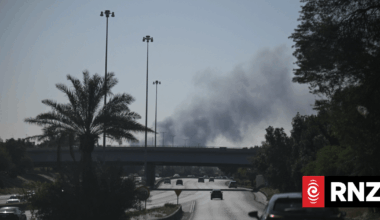 Iran apologises to Gulf but war still rages across region