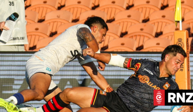 Carter scores hat trick as Chiefs run riot over Moana Pasifika in Super Rugby Pacific