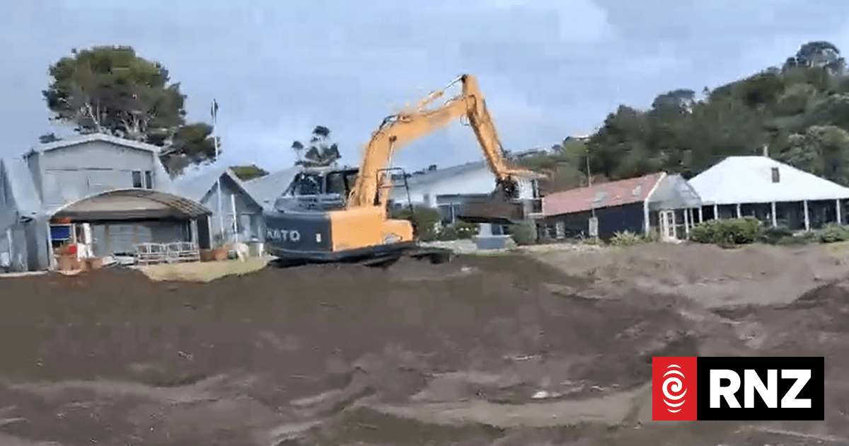 Property owners fined for illegal work on Northland beach