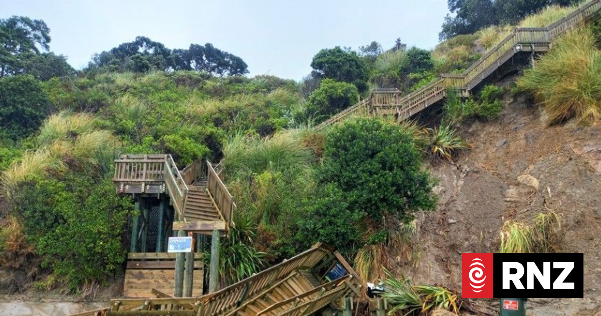 Auckland's 'stairs of doom' face uncertain future