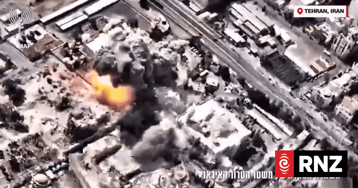 Live: US-Israeli strikes on Iran could last 'weeks', 48 Iranian leaders and 3 US soldiers killed