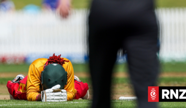 Live: White Ferns v Zimbabwe - third T20 International in Hamilton