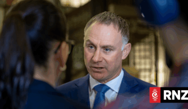 No change to government's LNG plans after global price spike