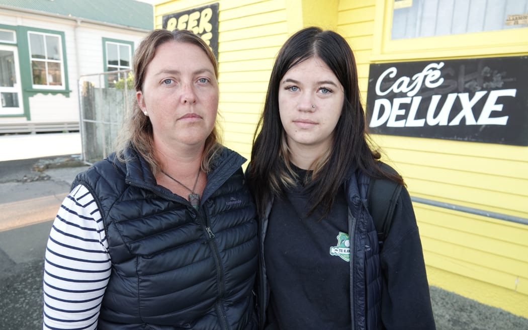 Nikita Walker, pictured with her daughter Jasmine, says parents are finding a user-pays bus service tough to fund.