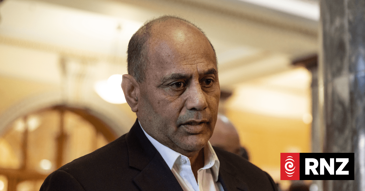 Labour changes tune on welfare claw backs