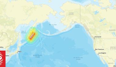 Satellite observations offer insight into a tsunami's early stages