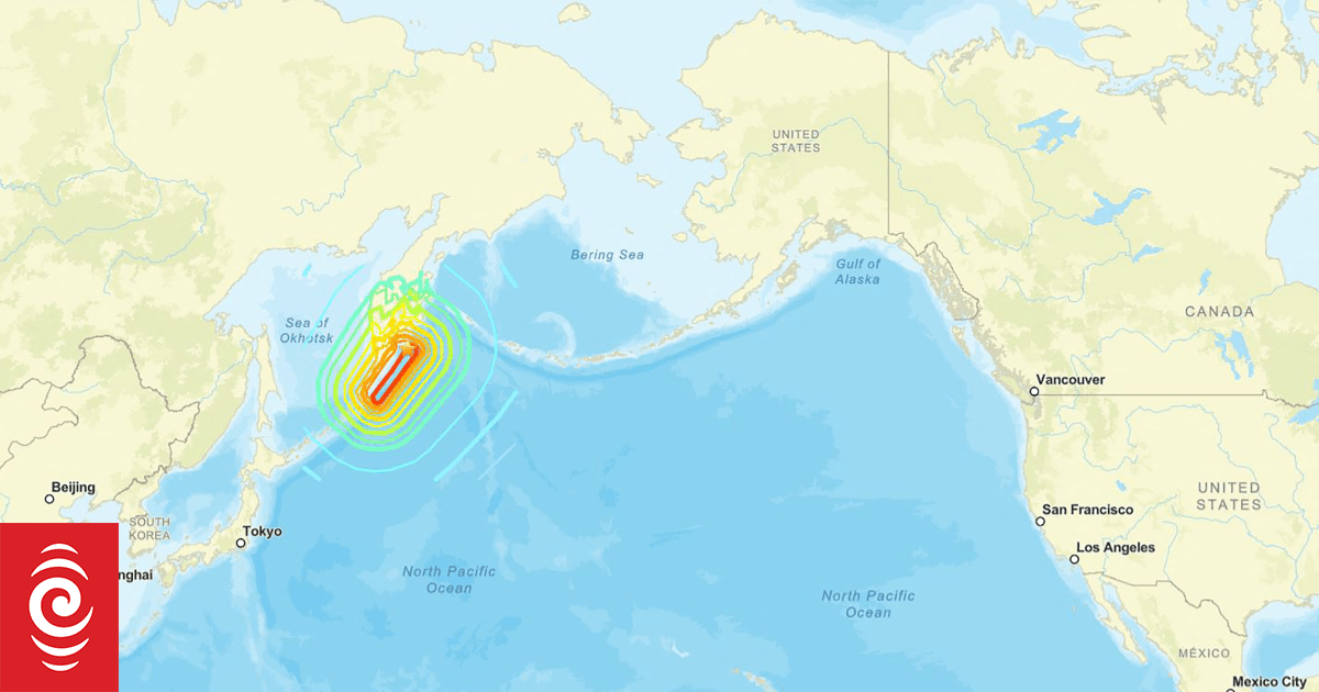 Satellite observations offer insight into a tsunami's early stages