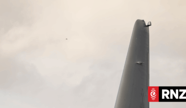 NZ Defence Force planes on standby for Middle East evacuations