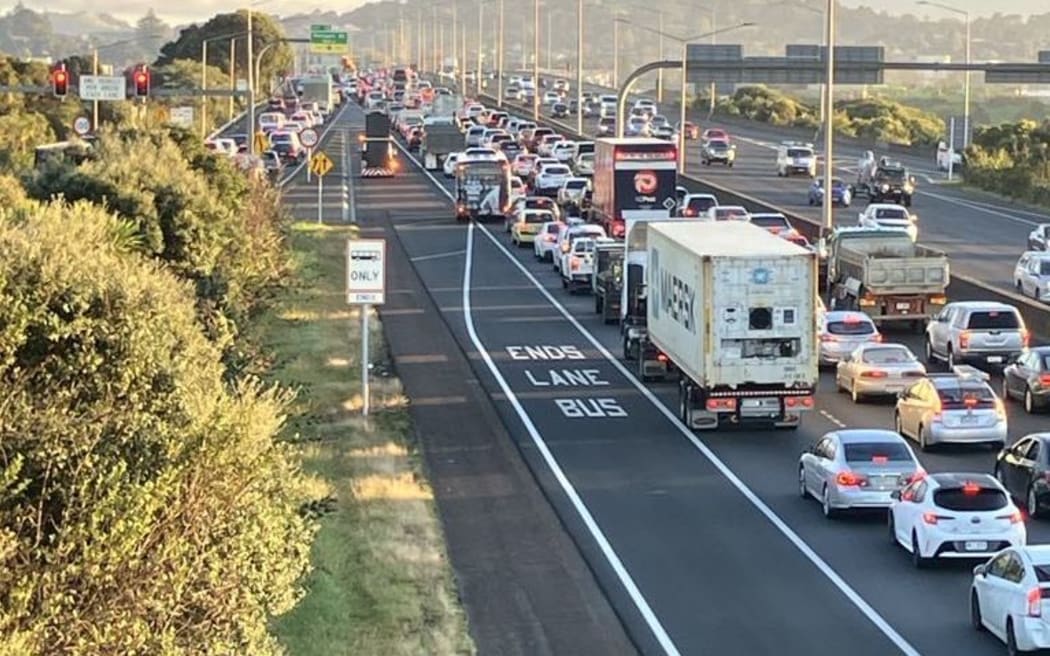 Traffic backs up on the south-western heading toward Waterview Tunnel on Tuesday 6 May 2025.