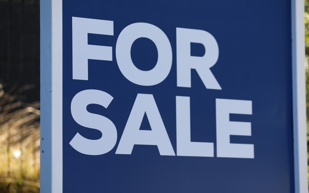 A for sale sign in Hobsonville Point