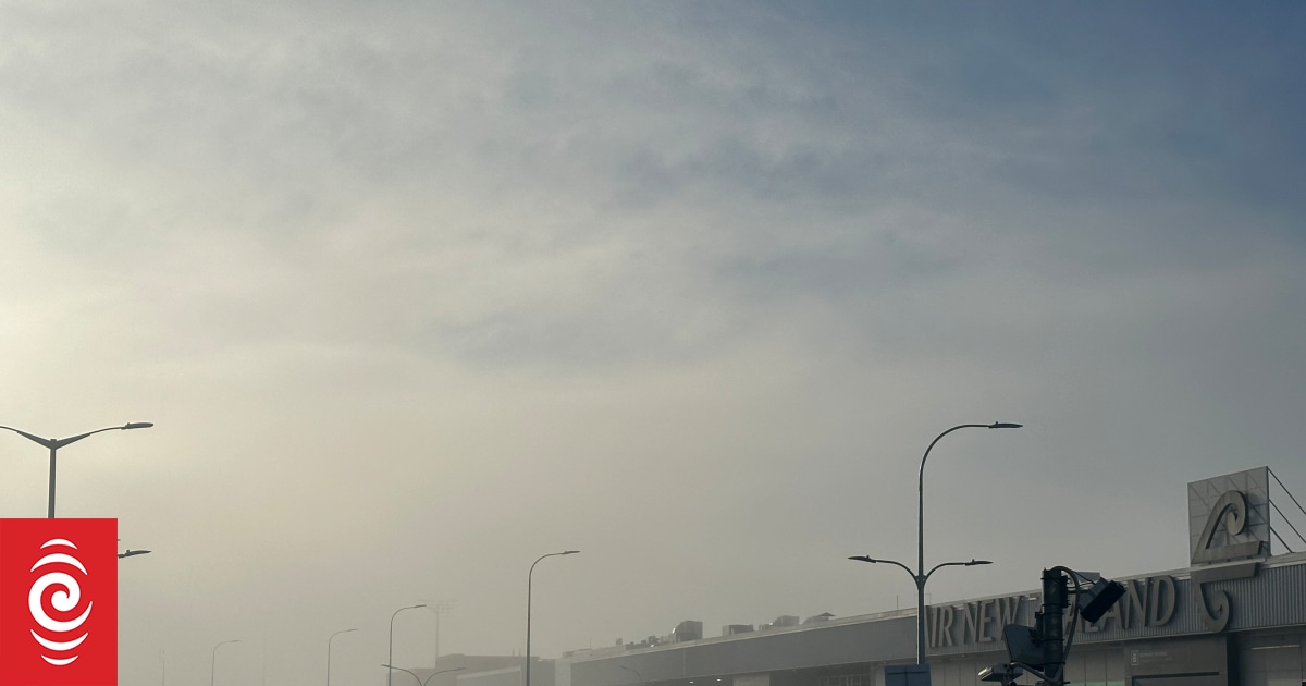Auckland airport cancels and delays some flights due to fog