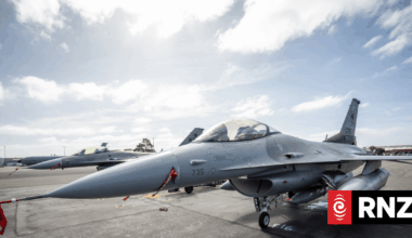 Warbirds Over Wānaka organisers confident withdrawal of modern military planes won't dent visitor numbers