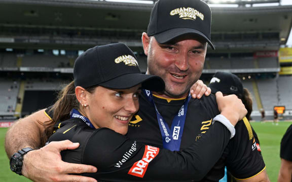 Amelia Kerr and Luke Woodcock.
Dream11 Super Smash T20 Womens Cricket Final. Eden Park, Auckland, New Zealand. Sunday 28 January 2024. Photo credit: Andrew Cornaga / www.photosport.nz