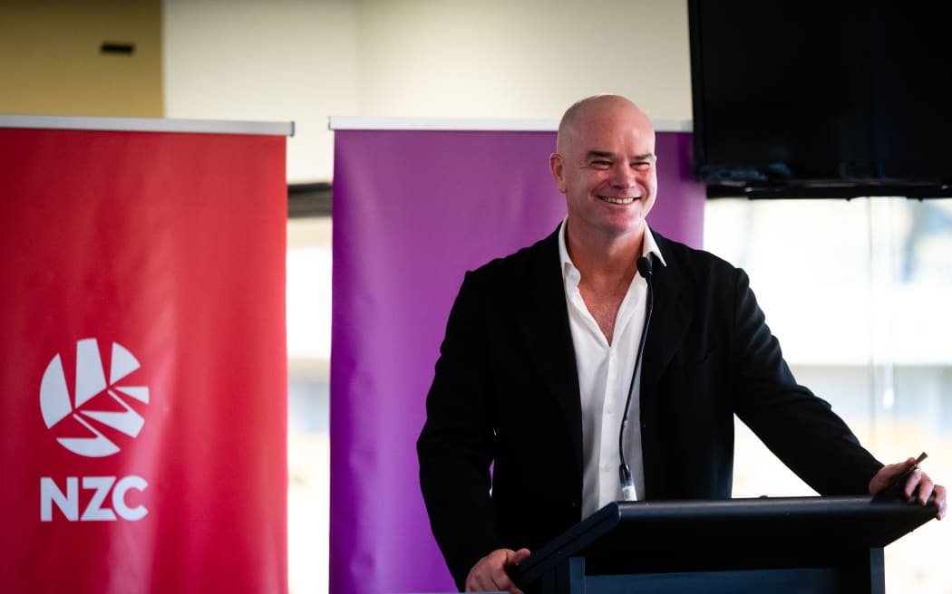 Dion Nash speaks during ceremony. New Zealand Cricket Life and Honorary Membership awards at Sky Stadium, Wellington, New Zealand on Friday 18 November 2022. Mandatory credit: Elias Rodriguez / www.photosport.nz