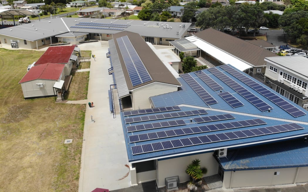 Kaitaia College has put 367 solar panels on the roofs of the school buildings.