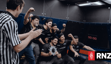 Robot Rampage: Enthusiasts watch epic final fight in Auckland