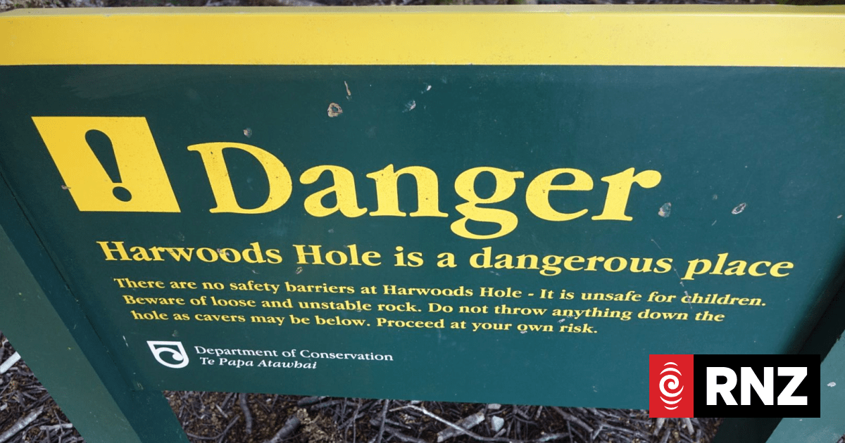 Track to Harwoods Hole permanently closed over safety concerns