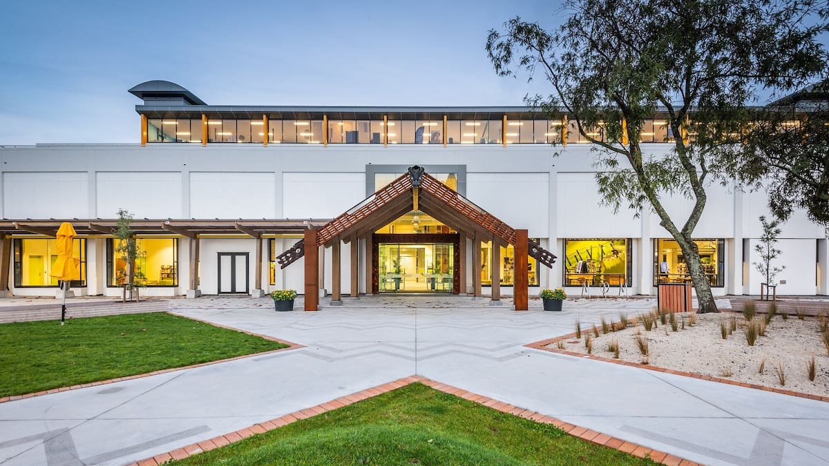 Free digital support and VR career taster sessions at Rotorua Library