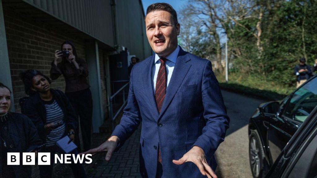 Wes Streeting praises respond to Kent meningitis outbreak - BBC