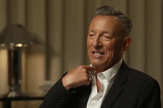 Michael Stipe Joins Bruce Springsteen At Political Show