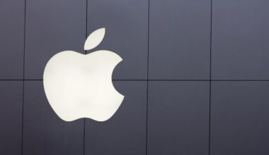 Apple's Expanding Enterprise Footprint to Boost Sales: What's Ahead? - March 26, 2026