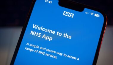 Doctors urge NHS app users to turn on alert feature now | UK | News