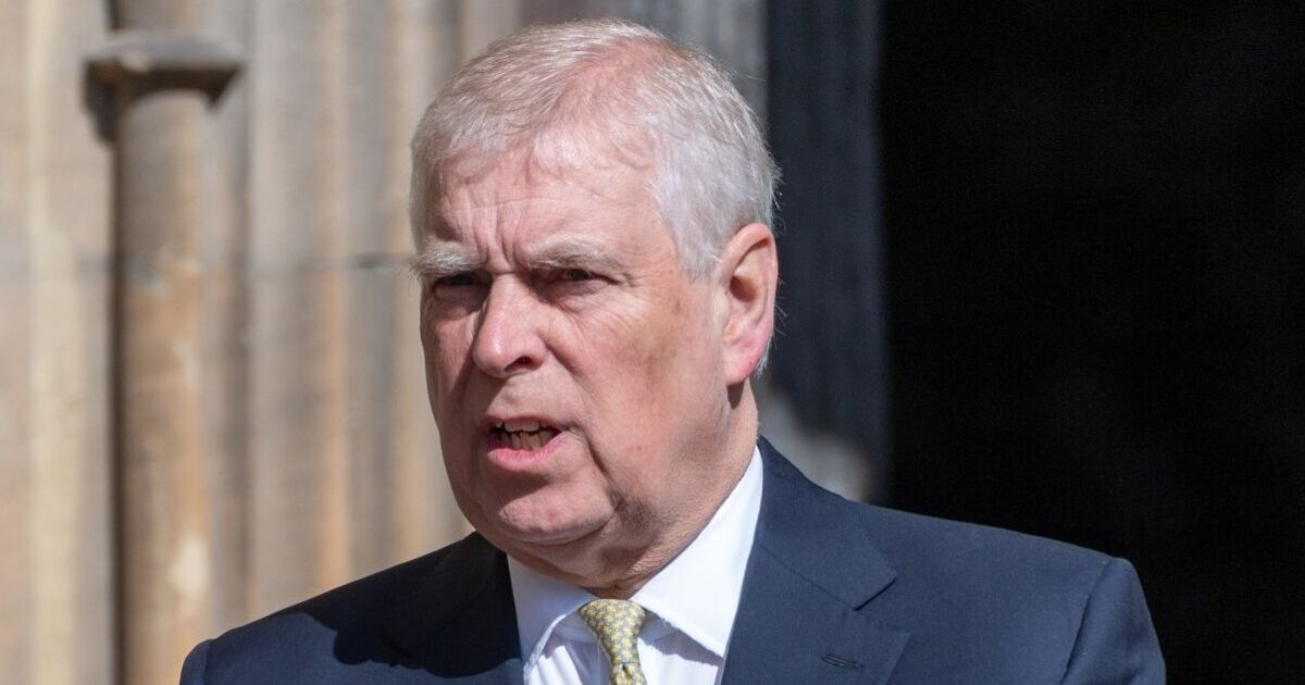 Andrew 'bullied' top royal cop in palace showdown over Beatrice and Eugenie | Royal | News