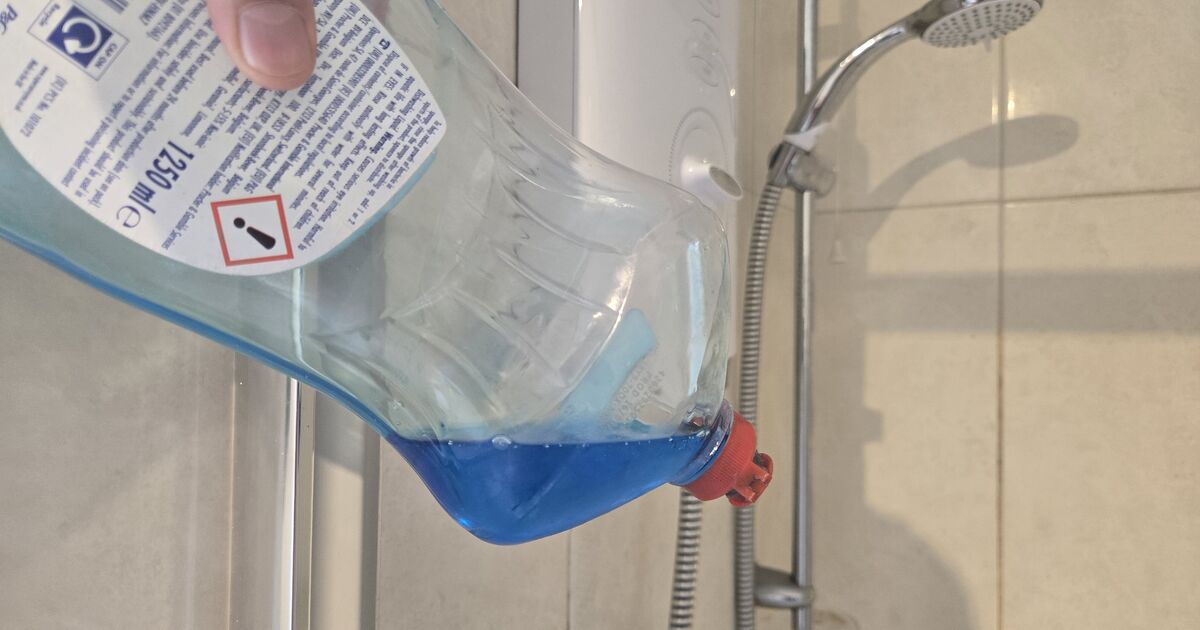 Households urged to use washing up liquid in shower