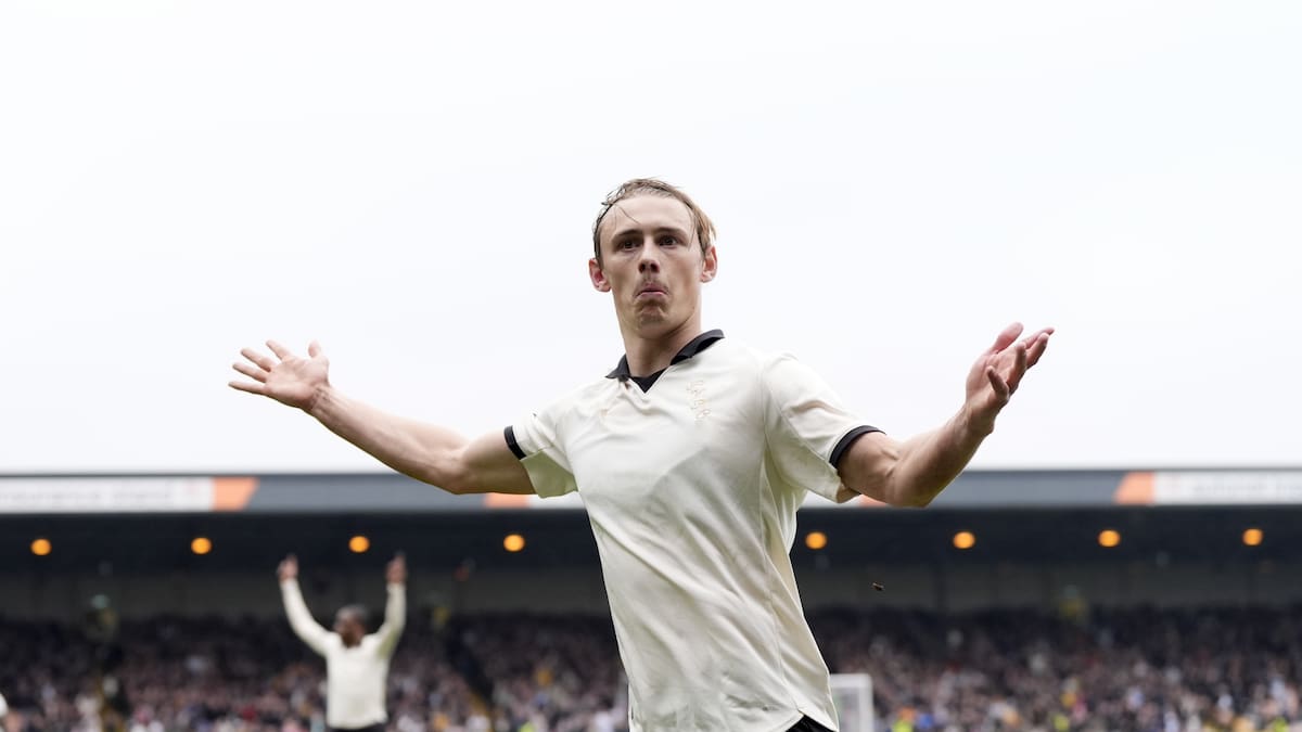 Ben Waine scores winner as Port Vale stun Sunderland in FA Cup shock