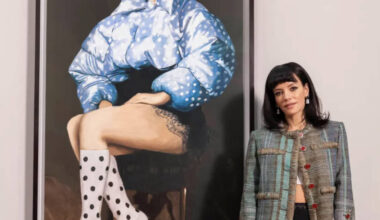 Lily Allen portrait from 'West End Girl' album unveiled at National Portrait Gallery