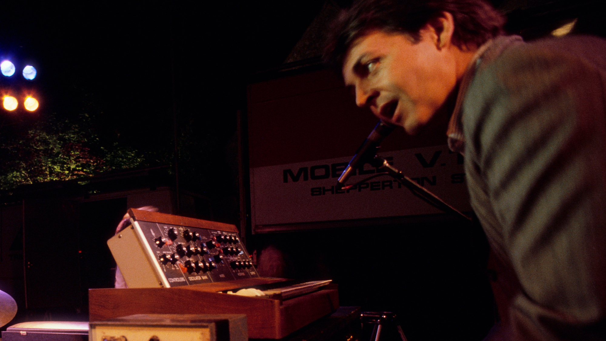 Paul McCartney Performing