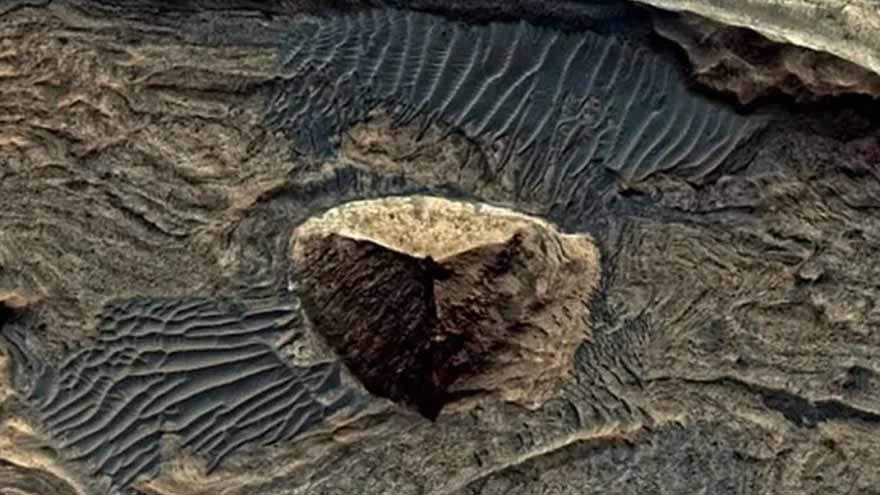 Mysterious pyramid-shaped structure on Mars sparks scientific curiosity