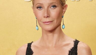 Gwyneth Paltrow Attends Actor Awards, First Time Since 2000