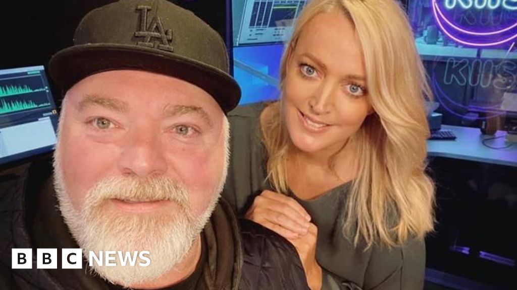 Australia shock jock Kyle Sandilands sacked and top-rating show cancelled - BBC