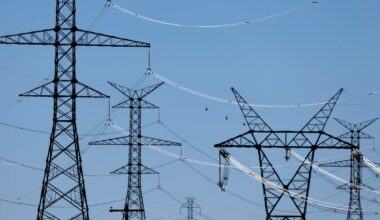 Ottawa announces more than $100-million in funding for electricity push in Western Canada