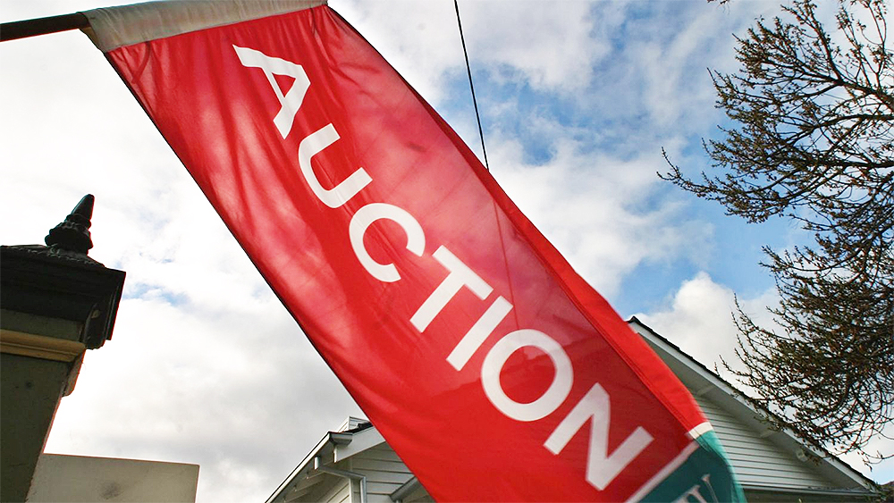 Auction numbers slide for three weeks in a row