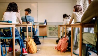 Teacher Jason Morgan censured for sexual comments now teaching in Australia