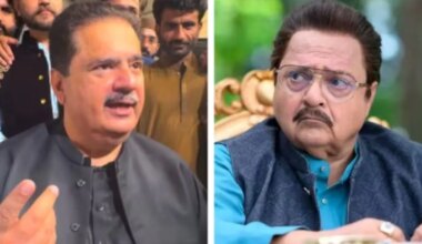 Rocket trails are seen in the sky above the Israeli coastal city of Netanya amid a fresh barrage of Iranian missile attacks on March 25, 2026. (Photo by JACK GUEZ / AFP)