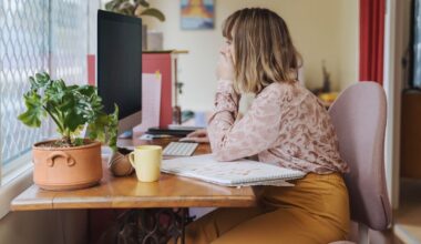Hybrid job demand climbs as Kiwi workers chase work from home to cut fuel costs