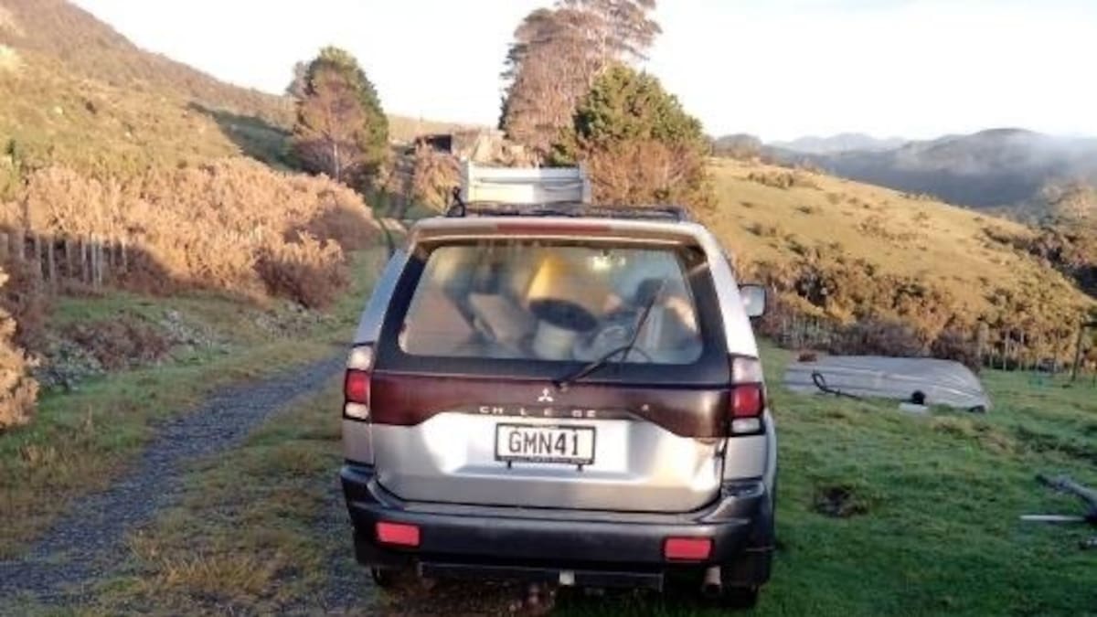 Far North electrician loses work SUV and tools after vehicles stolen from his home