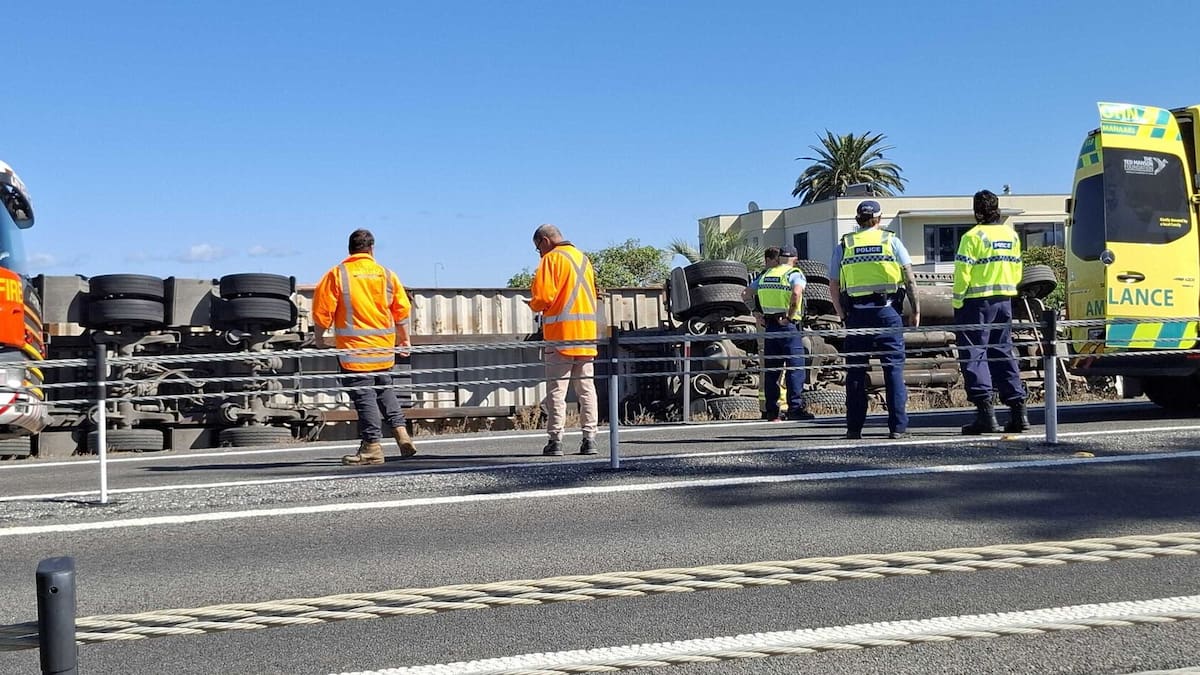 Napier crash: Truck and trailer rolls, closes SH51 lane near Awatoto Rd