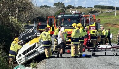 Serious crash Waiuku: Person trapped after vehicle rolls into ditch