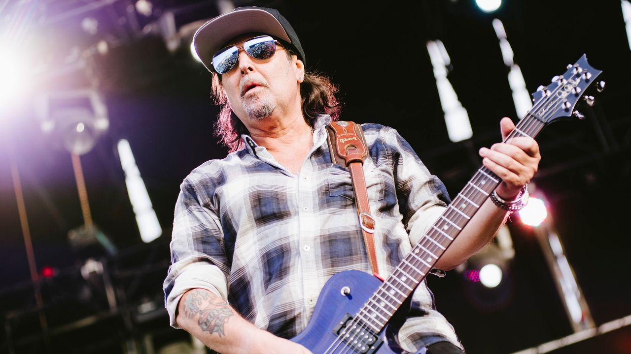 Motörhead Guitarist Phil Campbell Dies at 64