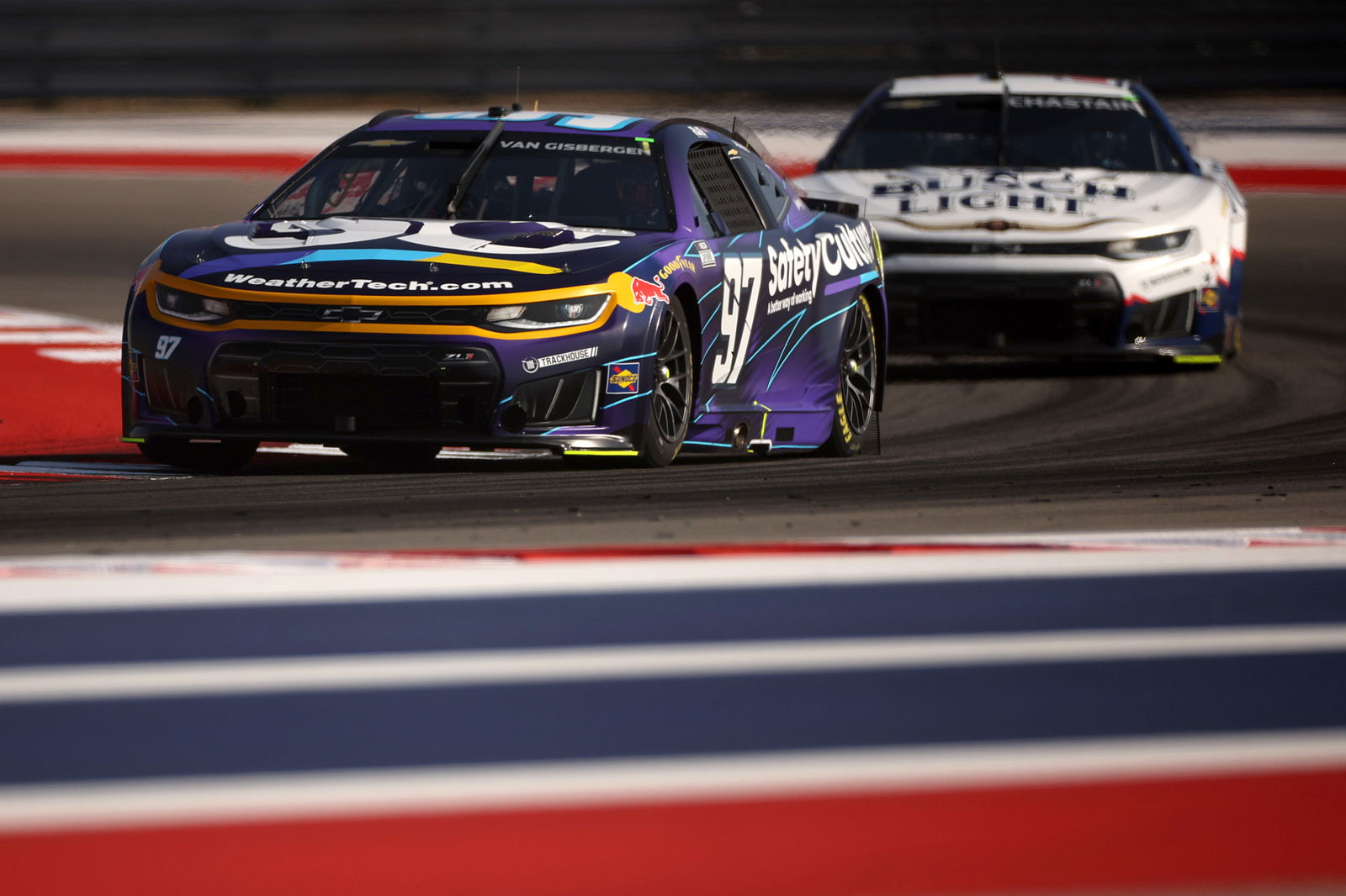 Van Gisbergen qualifies outside top 10 at COTA